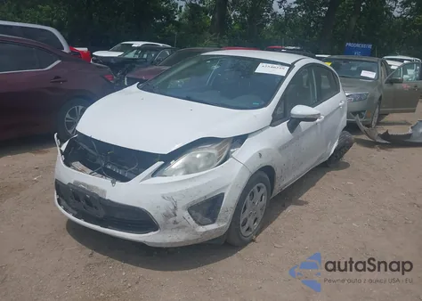 2013 Ford Fiesta Se z USA, uszkodzony, nr VIN 3FADP4EJ4DM186821